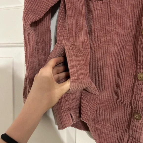 Vintage L.L. Bean Soft Corduroy Button Down Shirt Pink size XS flannel shacket - Picture 5 of 6